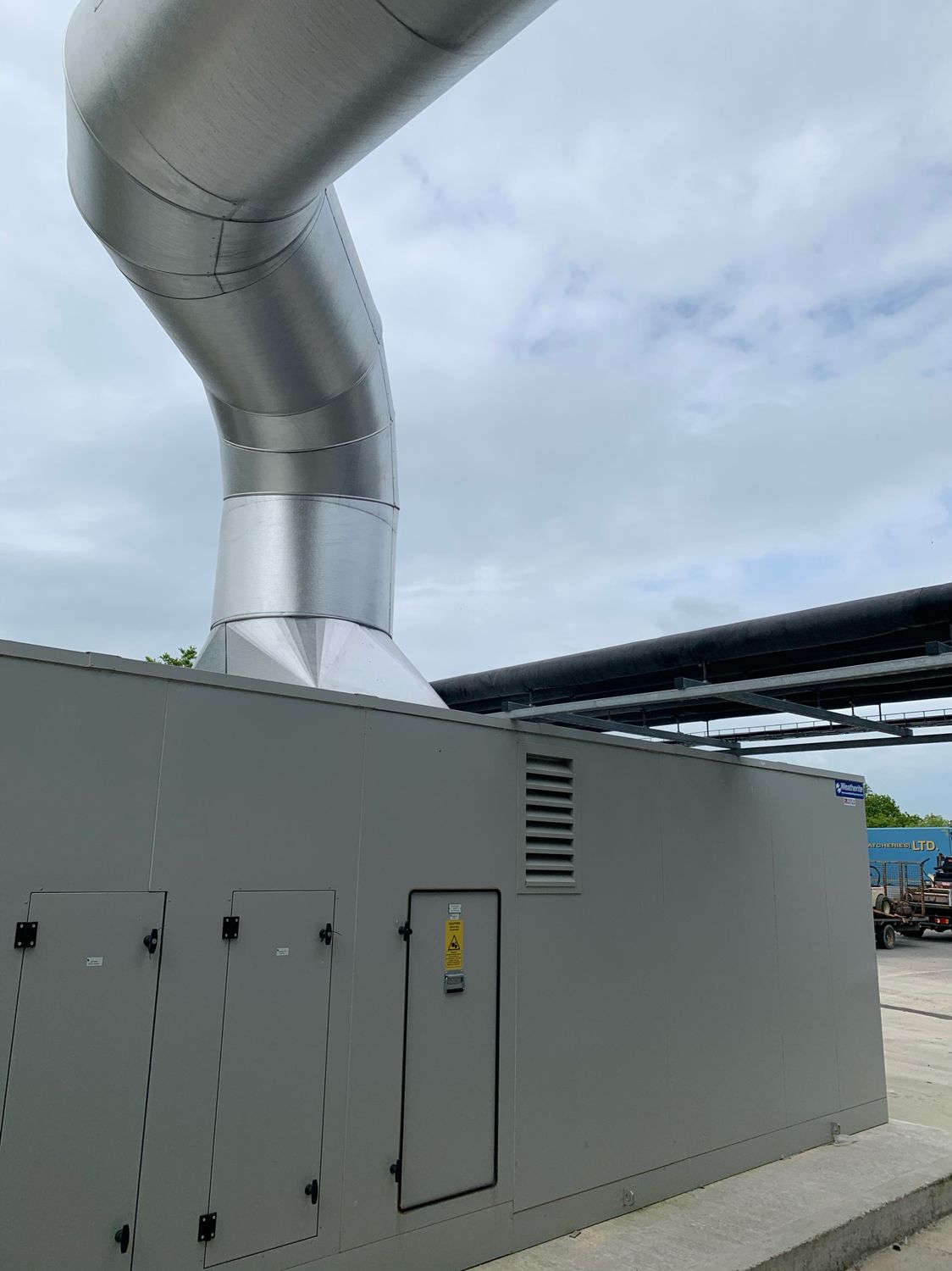 Three phase 5.5kW commercial solar system